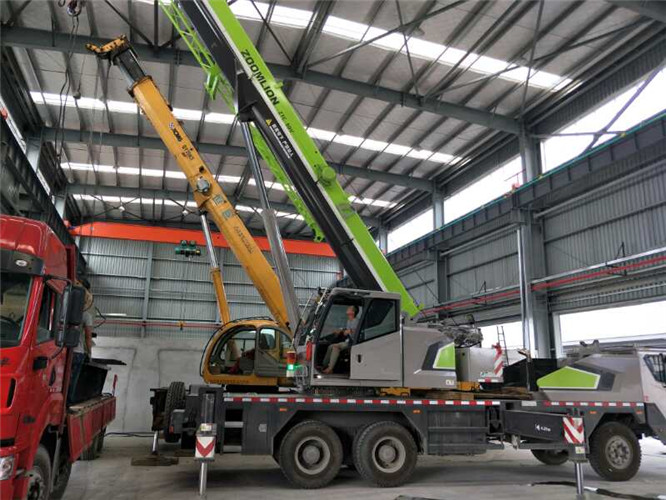 平利县高空车出租需要注意哪些安全事项？