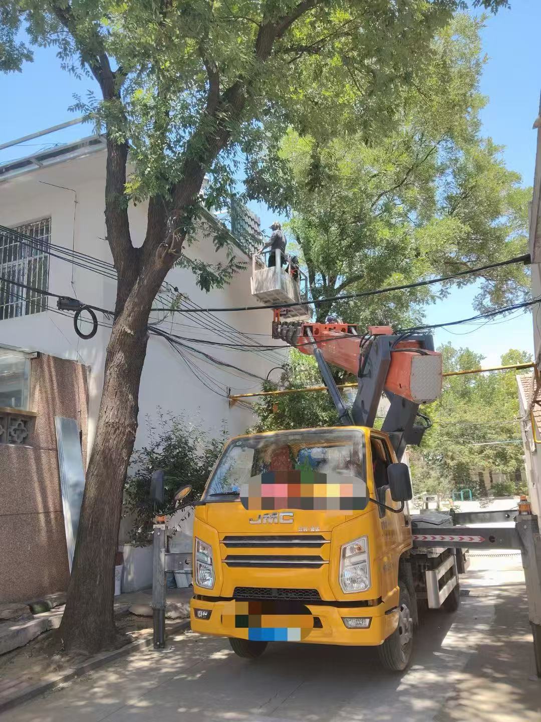 平利县高空作业车能吊装重物吗？最大承载多少公斤？