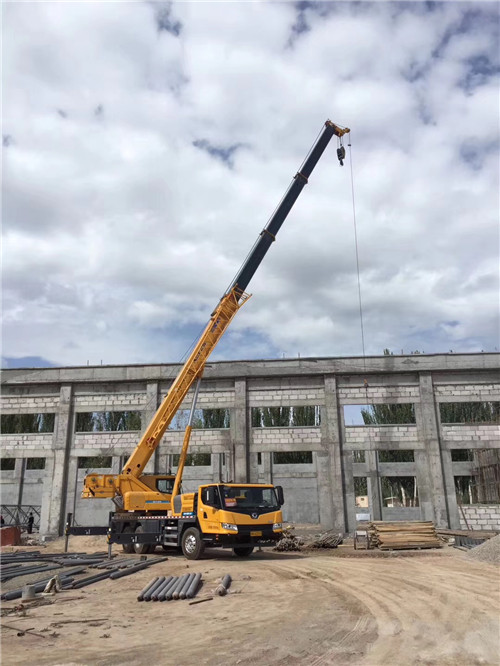 平利县吊装作业前会做设备检查吗？安全保障措施有哪些？